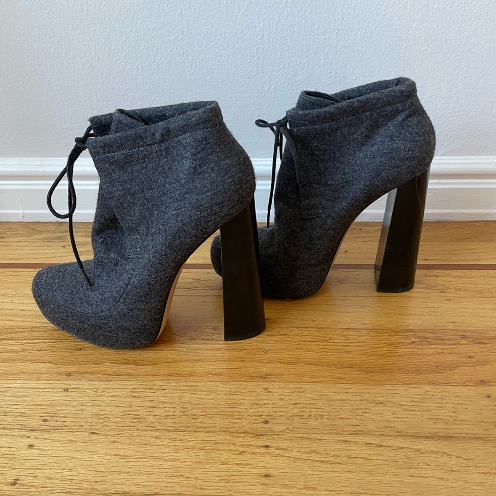 Alexander Wang Platform Lace Up Booties
Women's Size 39 - Picture 12 of 12